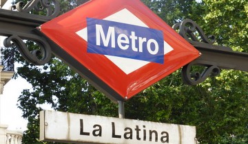 Cartel Metro de La Latina Madrid