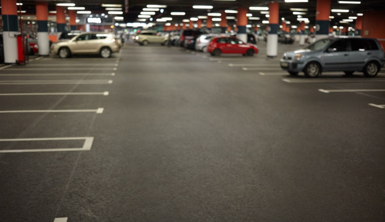 Entre los parkings más baratos de los aeropuertos en España se encuentran el de Valladolid o el de Murcia