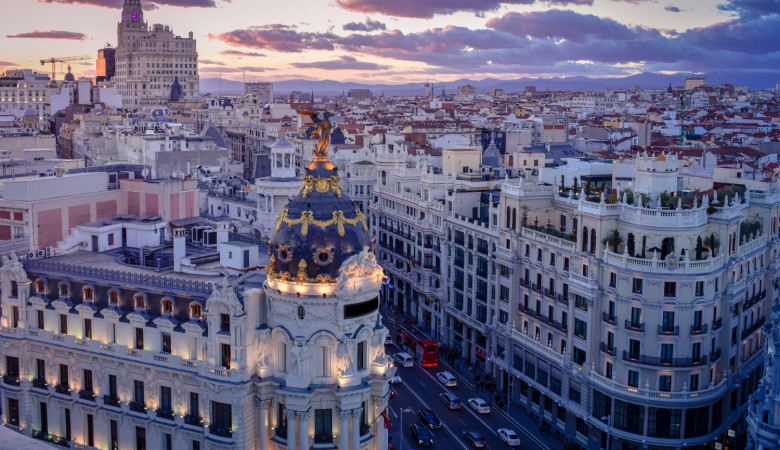 Los coches ECO y CERO pueden acceder a Madrid Distrito Centro sin restricciones